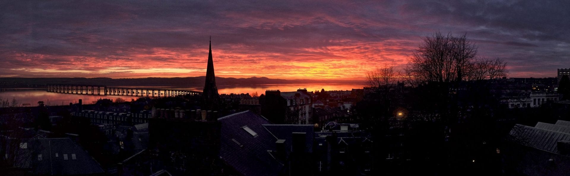 An image of Dundee at dusk